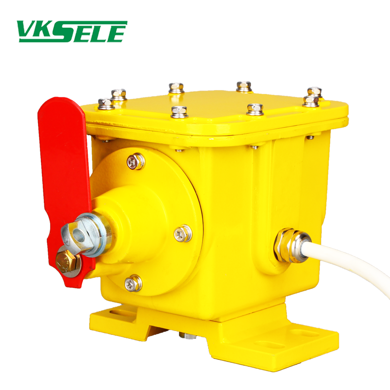 Manual Longitudinal Tear Switch